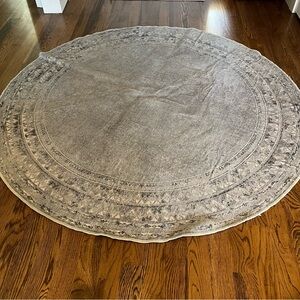 Ruggable 6ft Round Rug with Standard Pad 
Blueish-Gray